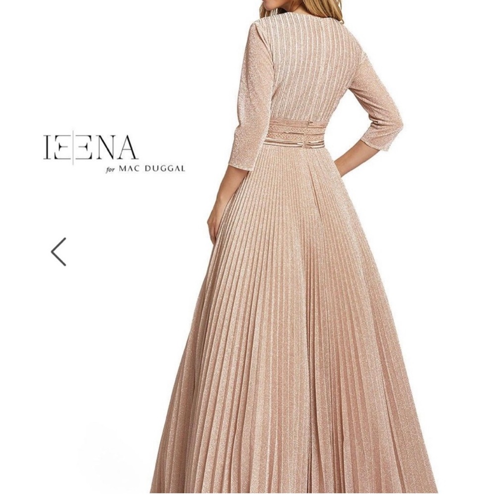 NWT MAC DUGGAL PLEATED DRESS - Picture 3 of 4
